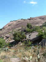 2005_0724EnchantedRock0086.JPG (245496 bytes)